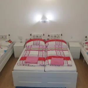  Apartment Heine Österreich