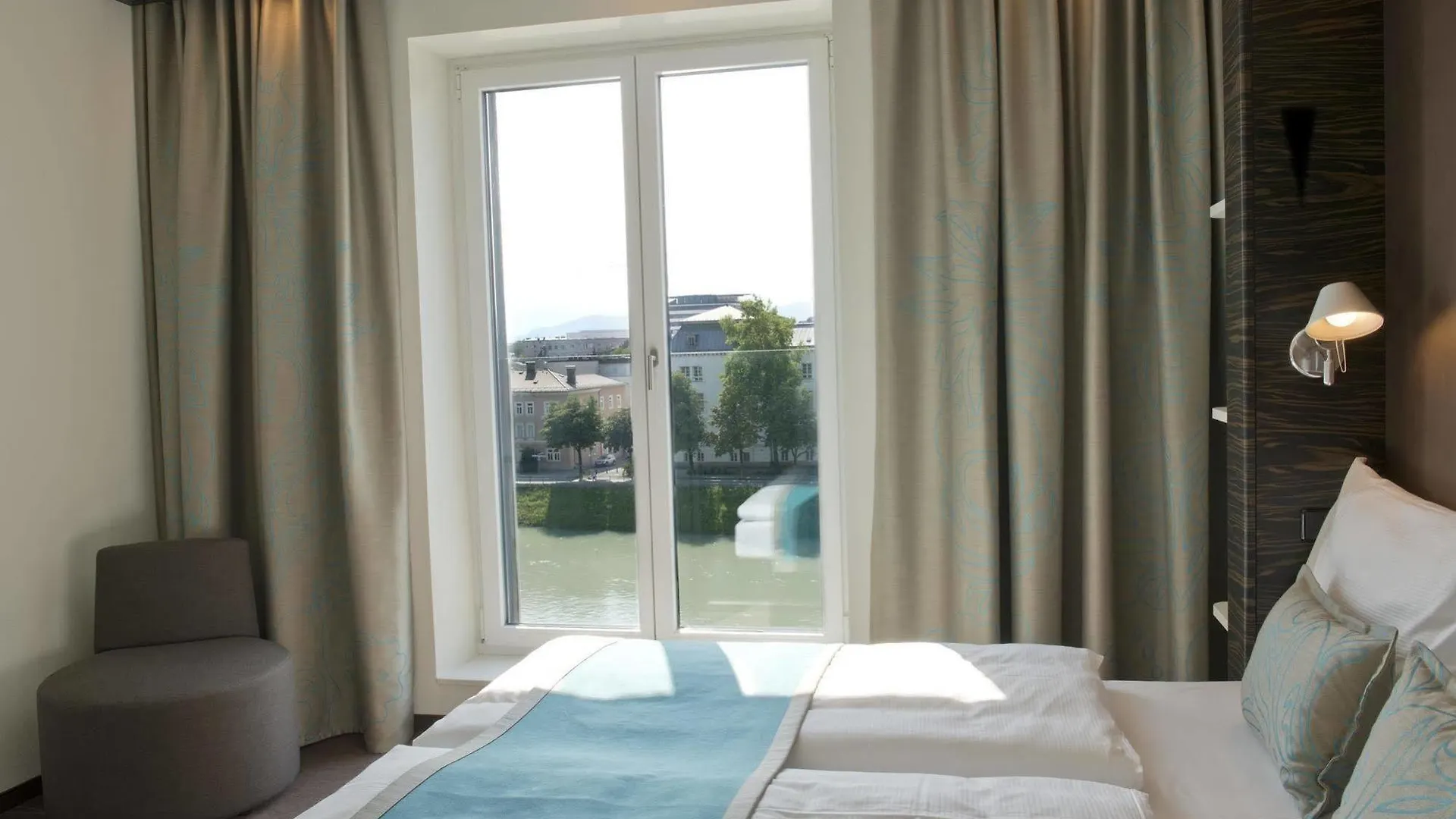 Motel One Salzburg-Mirabell 3*, Salzburg